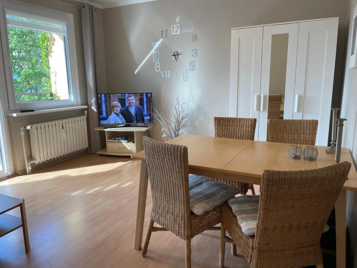 Wolin-Travel Apartament Dom Przy Parku Мендзиздроє Екстер'єр фото