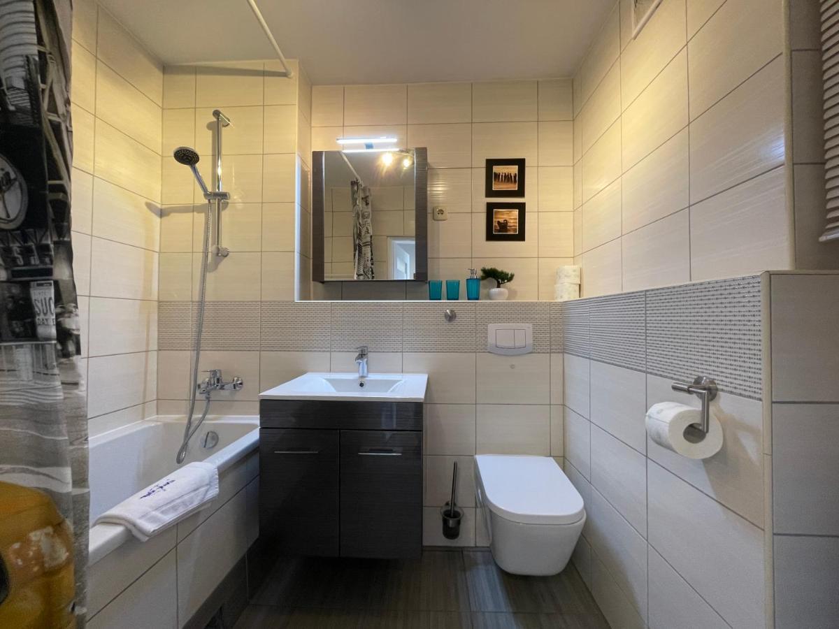 Wolin-Travel Apartament Dom Przy Parku Мендзиздроє Екстер'єр фото
