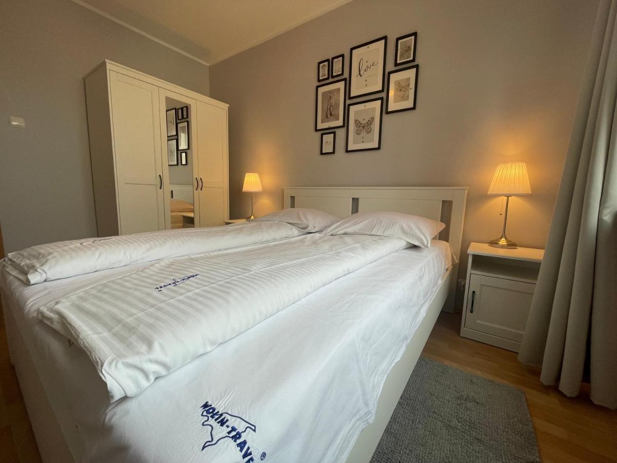 Wolin-Travel Apartament Dom Przy Parku Мендзиздроє Екстер'єр фото